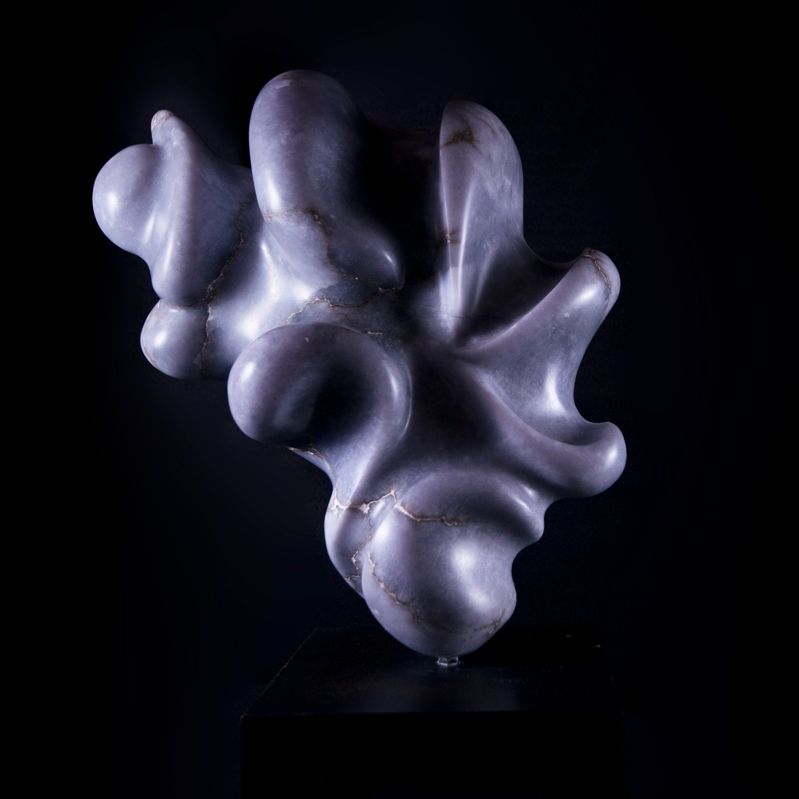 Beeld van blauw Albast